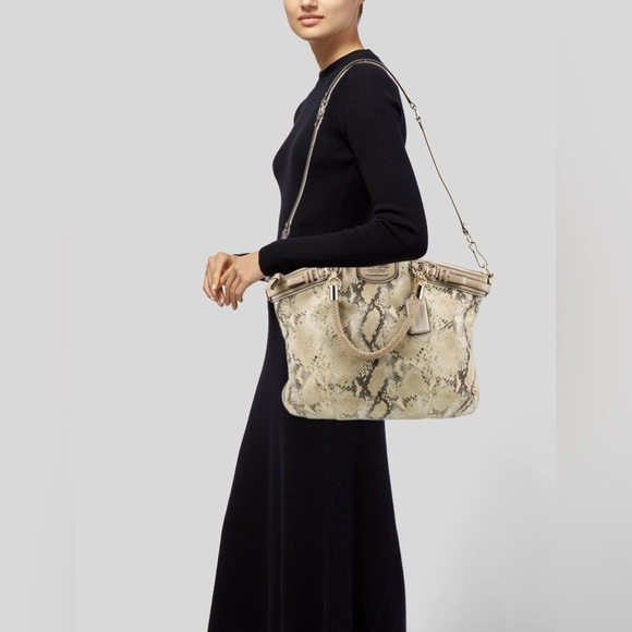 Limited Edition Coach Madison Lindsey python embossed handbag. Authentic - Picture 6 of 6